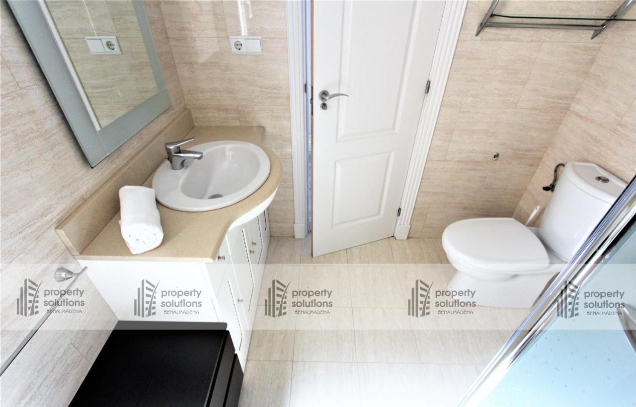 טורמולינוס Playa 1º Linea Playa- Apartamento Duplex En Pleno Corazon De La Carihuela מראה חיצוני תמונה